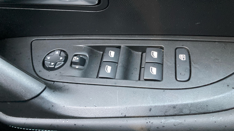 Peugeot 2008 1.2 PureTech Allure Premium+ 5dr Petrol Estate